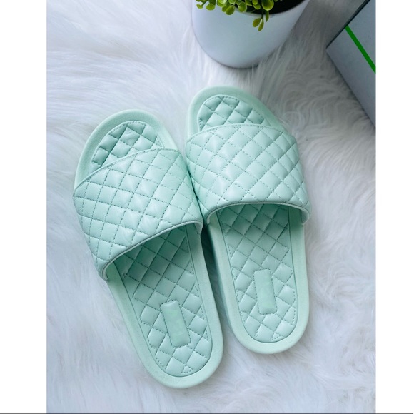 APL Lusso Leather Slides | Peppermint Green - Picture 4 of 7